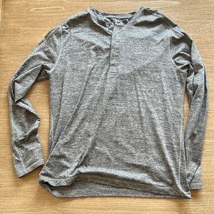 Lululemon long sleeve rulu Henley